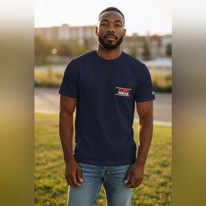 fighting illini Men's Size 2xl  University Team Gear Shirt Big Print